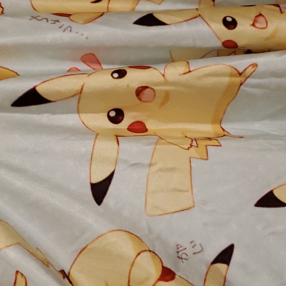 Pikachu Dress - Picture 3 of 3